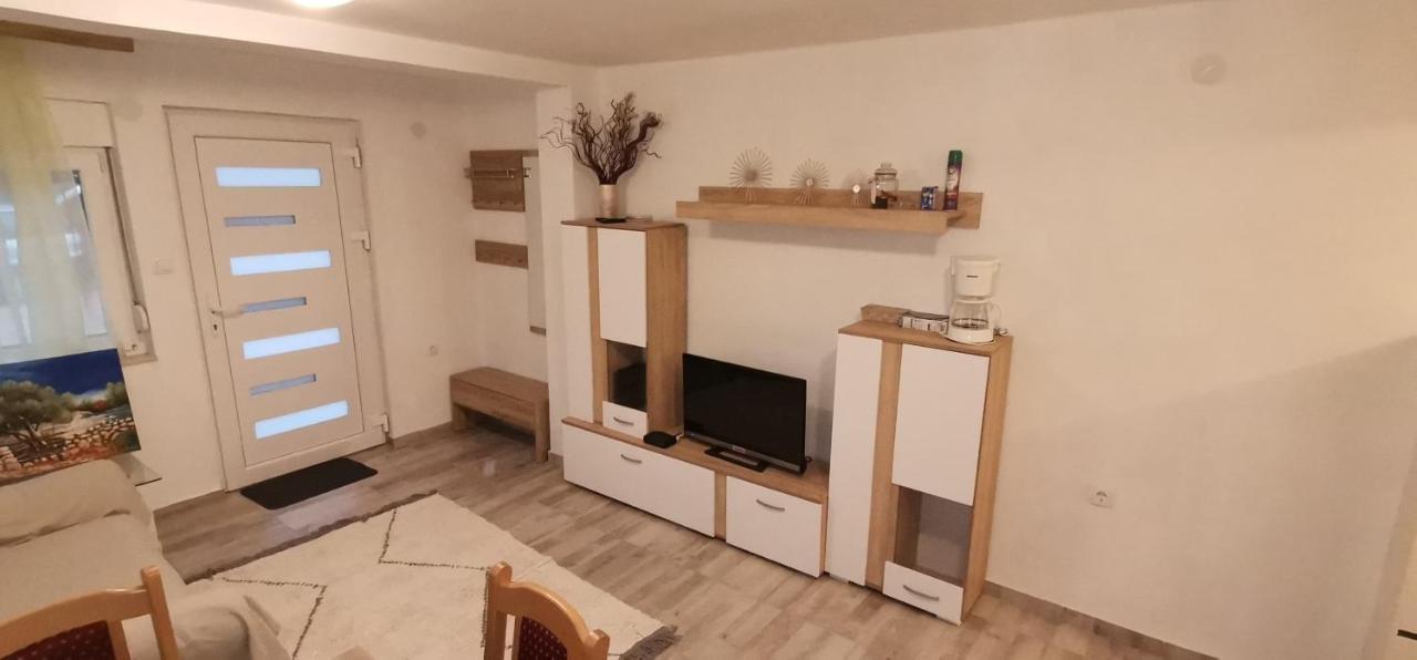 Lovely Self Check In Apartment 2+1 Задар Екстер'єр фото
